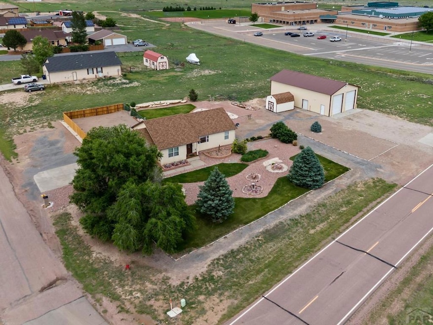 356 N Earl Place, Pueblo, CO 81007 - photo 1