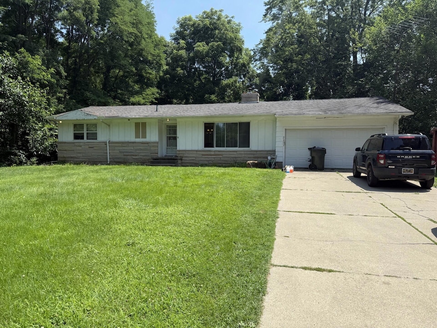 Pending $117,000 • Co-Listing Agent