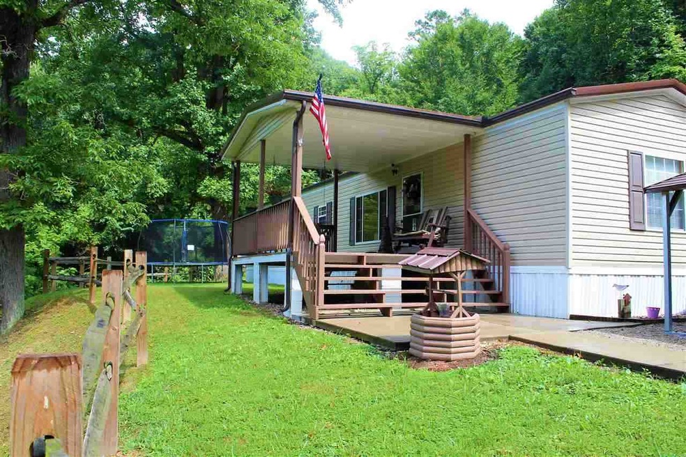 100 Roy Branch Rd, Branchland, WV 25506 - photo 1