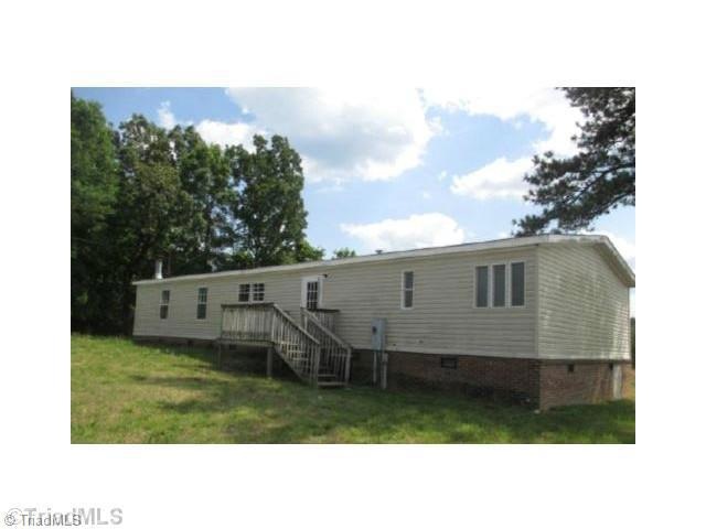 6723 Royal Ridge Rd, Ramseur, NC 27316 - photo 1