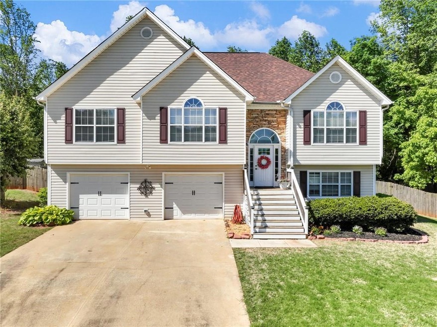Front - great curb appeal