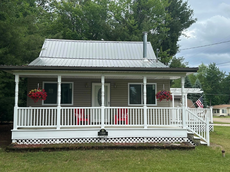 For Sale $208,000 • Co-Listing Agent