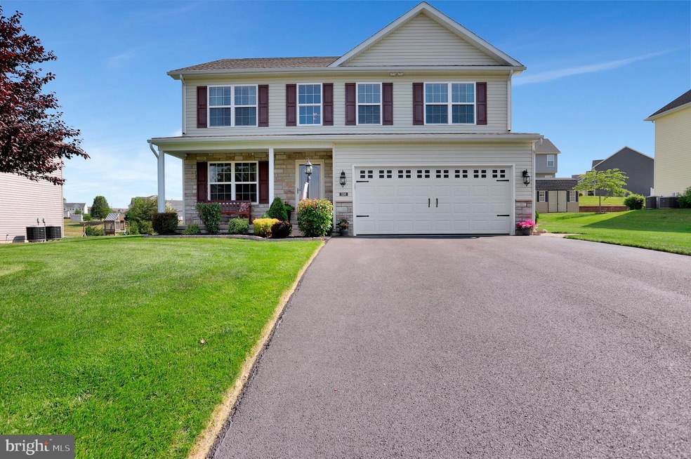 9399 Lindale Ave, Greencastle, PA 17225 - photo 1