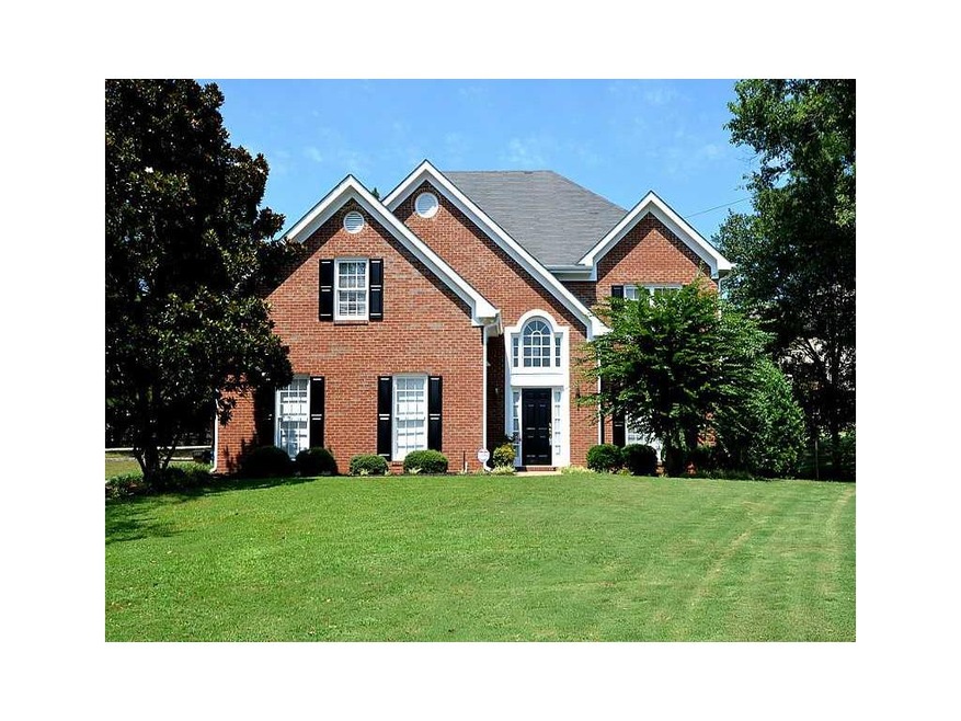 Exterior Front. CLICK the HomeScenes.com Virtual T