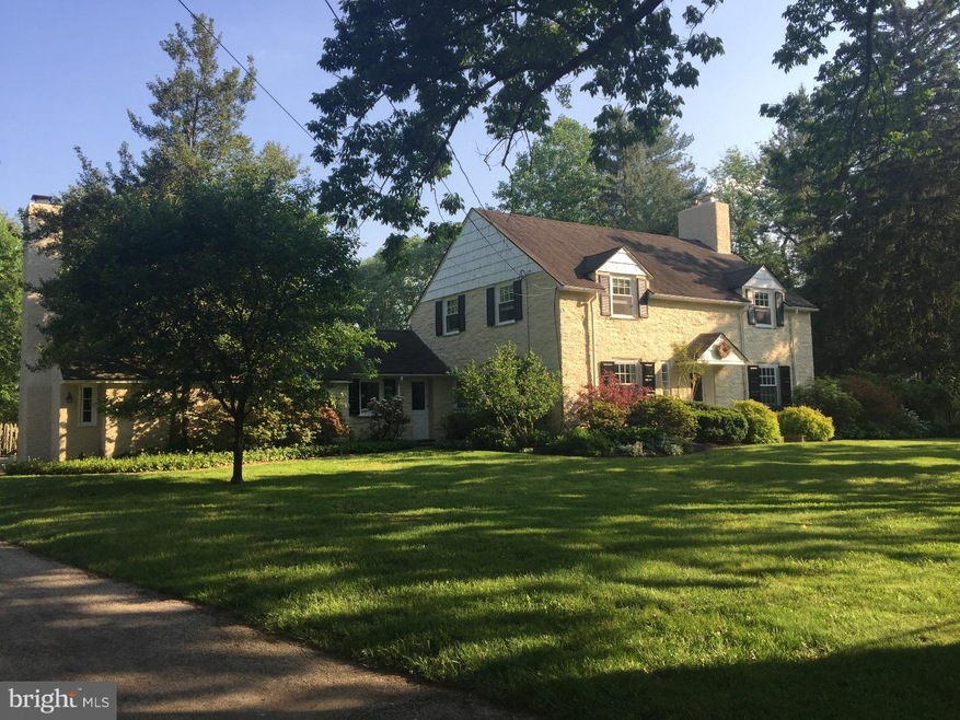 611 Manor Rd, Penn Valley, PA 19072 - photo 1