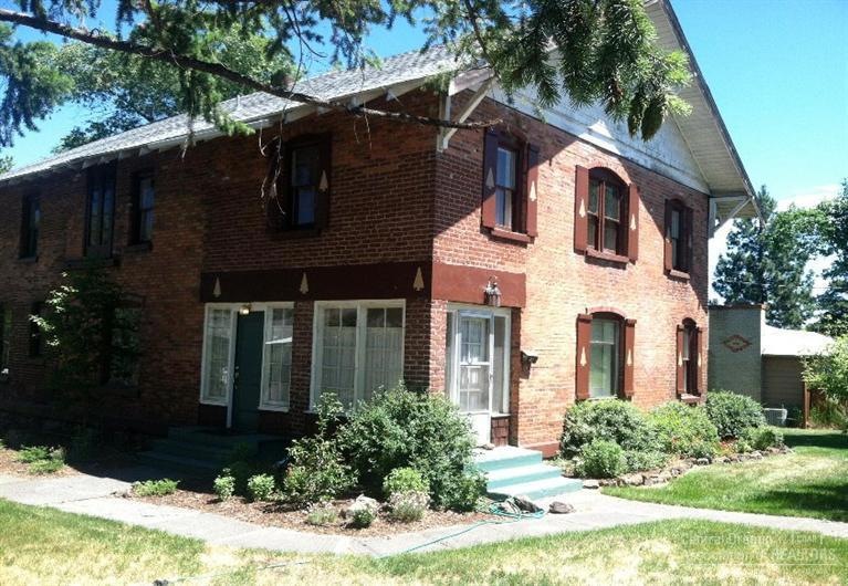 42 NW Hawthorne Ave, Bend, OR 97701 - photo 1