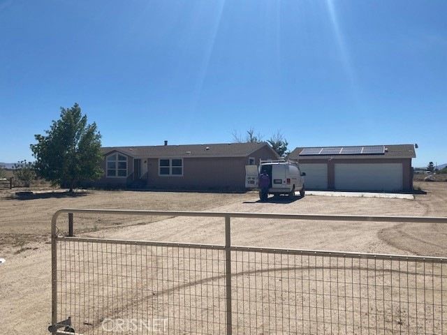 2495 51st St W, Rosamond, CA 93560 - photo 1