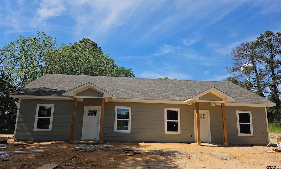 For Rent $1,225/month