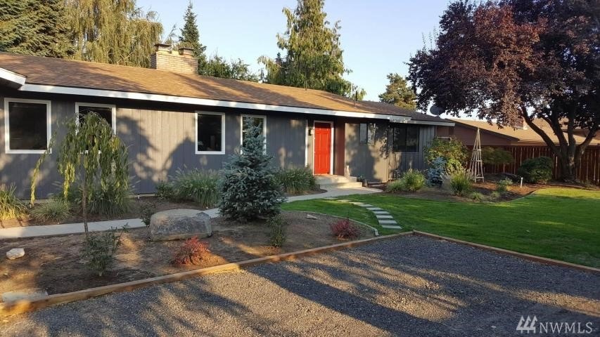 1511 Eastmont Ave, East Wenatchee, WA 98802 - photo 1