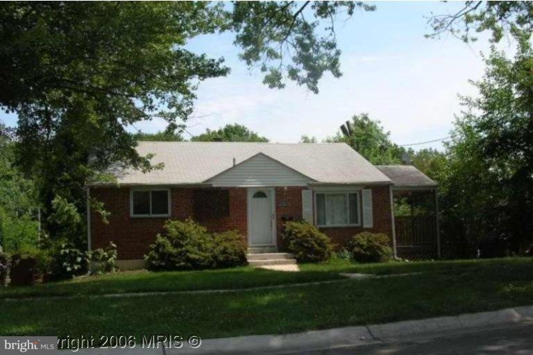 4408 Bayne St, Rockville, MD 20853 - photo 1