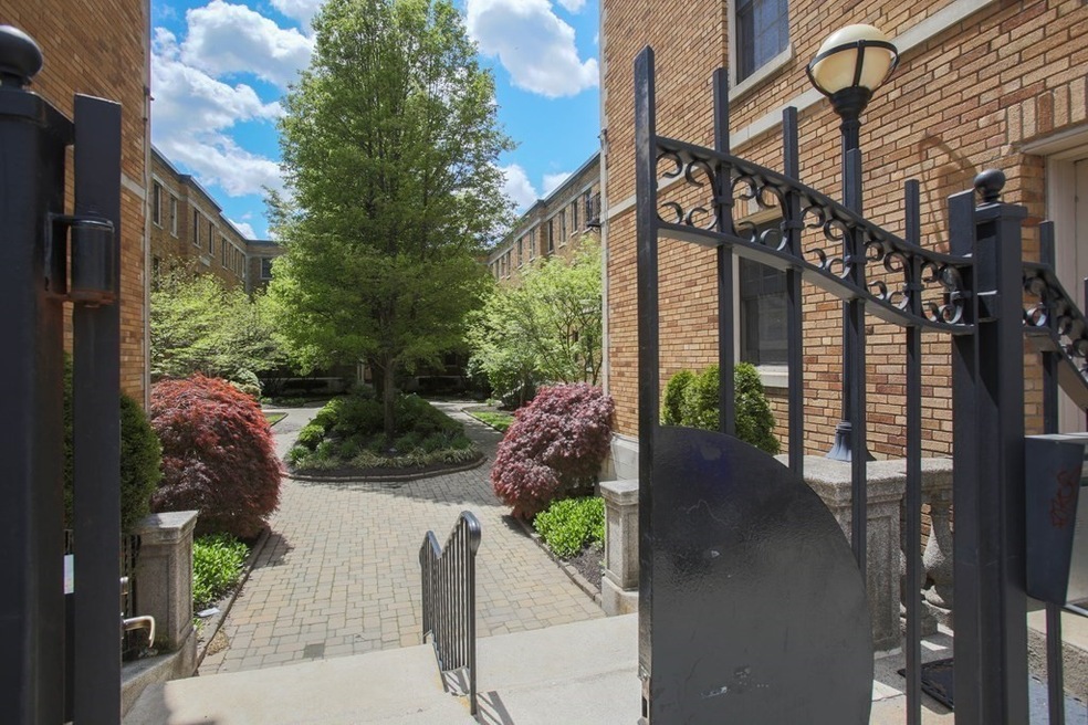 856 Massachusetts Ave unit 1, Cambridge, MA 02139 - photo 1