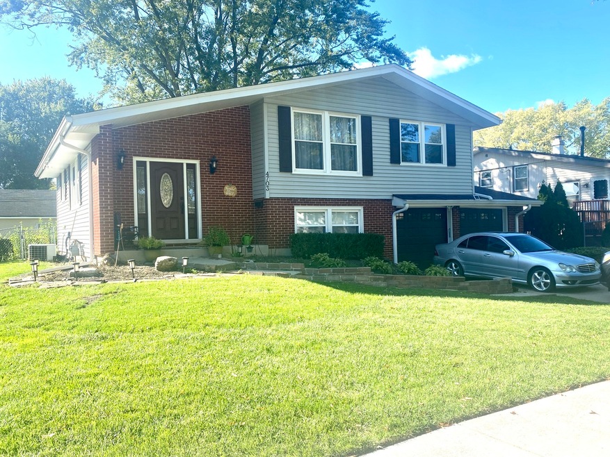 4703 Carr St, Rolling Meadows, IL 60008 - photo 1