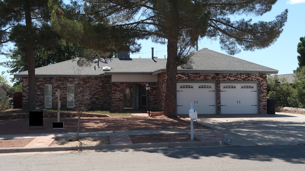 16013 Keno Dr, Horizon City, TX 79928 - photo 1