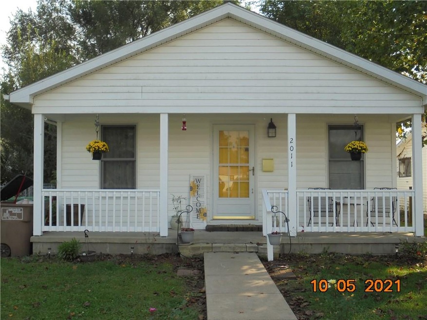 2011 Ohio Ave, Columbus, IN 47201 - photo 1