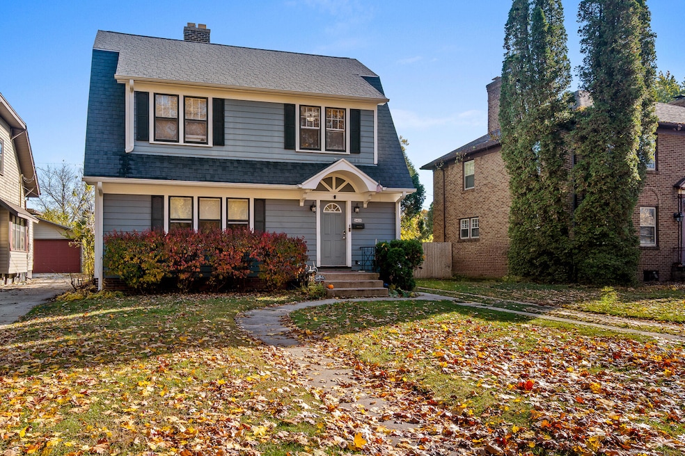 2425 N 9th St, Sheboygan, WI 53083 - photo 1