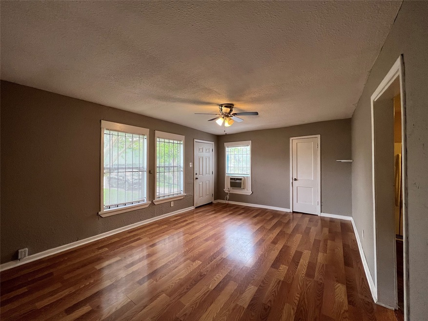 4623 Perry St, Houston, TX 77021 - photo 1