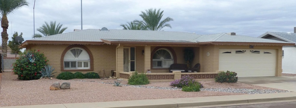4965 E Flossmoor Avneue