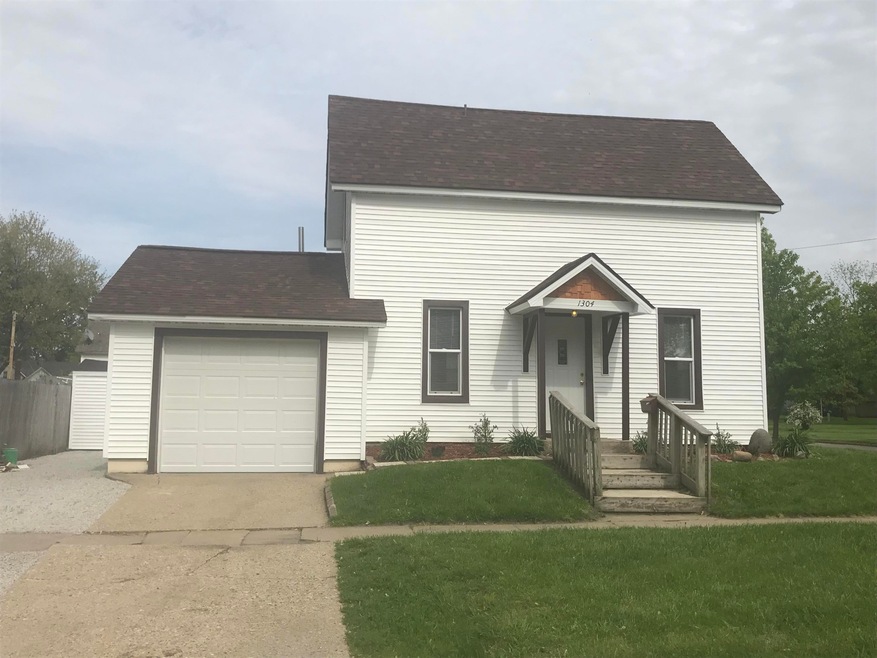 1304 Carroll St-Front