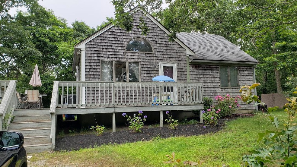 66 14th St S, Edgartown, MA 02539 - photo 1
