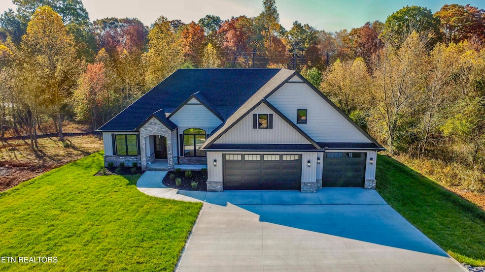 116 Walelu Trail, Vonore, TN 37885 - photo 1