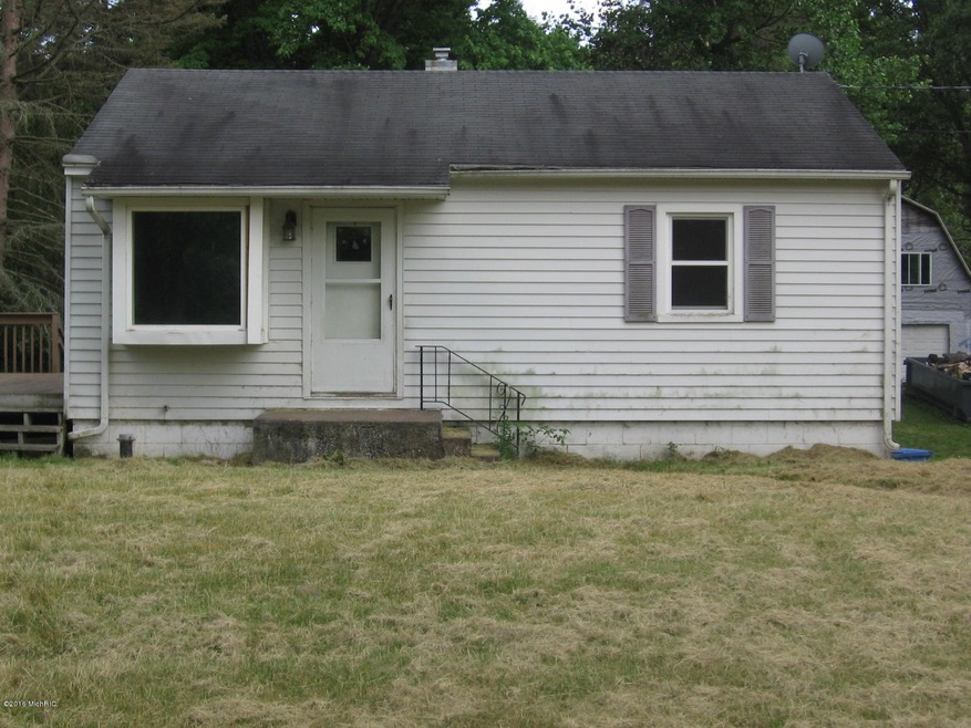 4420 E Halbert009