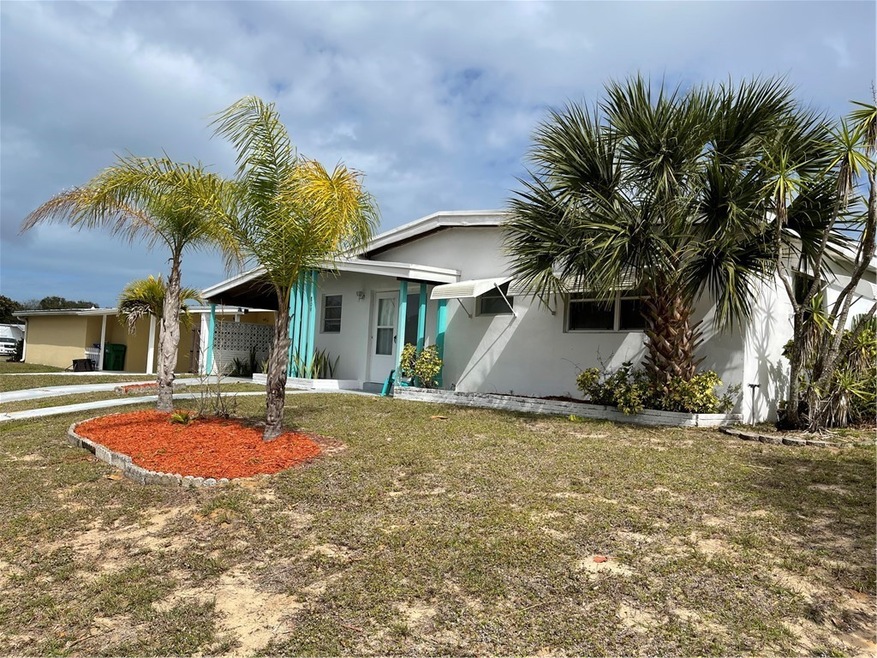 809 Gilbert St, Sebastian, FL 32958 - photo 1