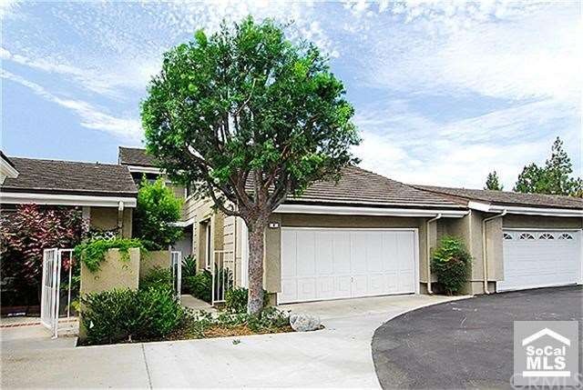 Front View of Home in Cul de Sac
