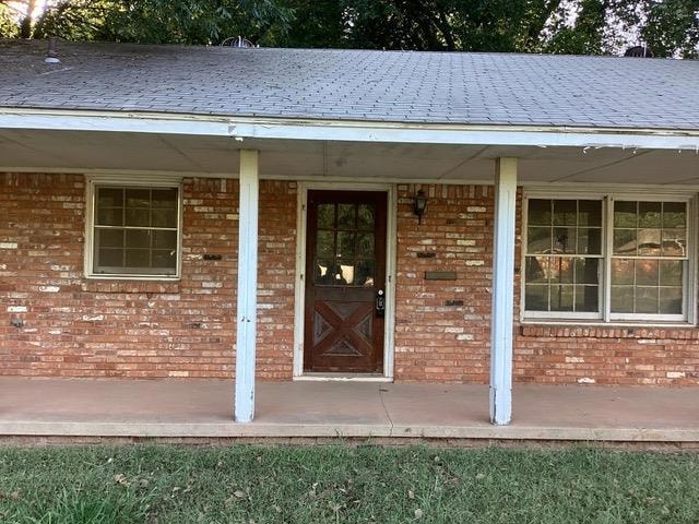 1119 N Walker Dr, Guthrie, OK 73044 - photo 1