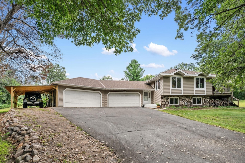 26407 E Timberhill Rd, Zimmerman, MN 55398 - photo 1