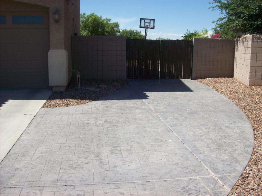 8870 W Myrtle Ave, Glendale, AZ 85305 - photo 1