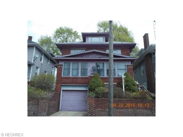 1422 Oxford Ave NW, Canton, OH 44703 - photo 1