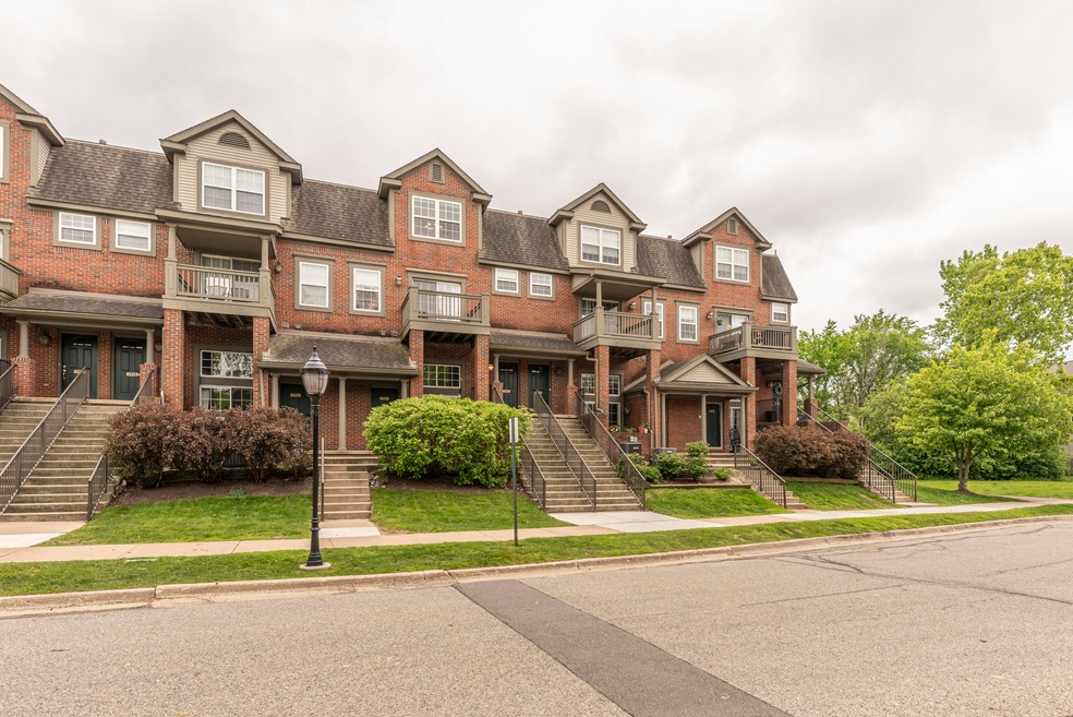 2912 Barclay Way unit 175, Ann Arbor, MI 48105 - photo 1