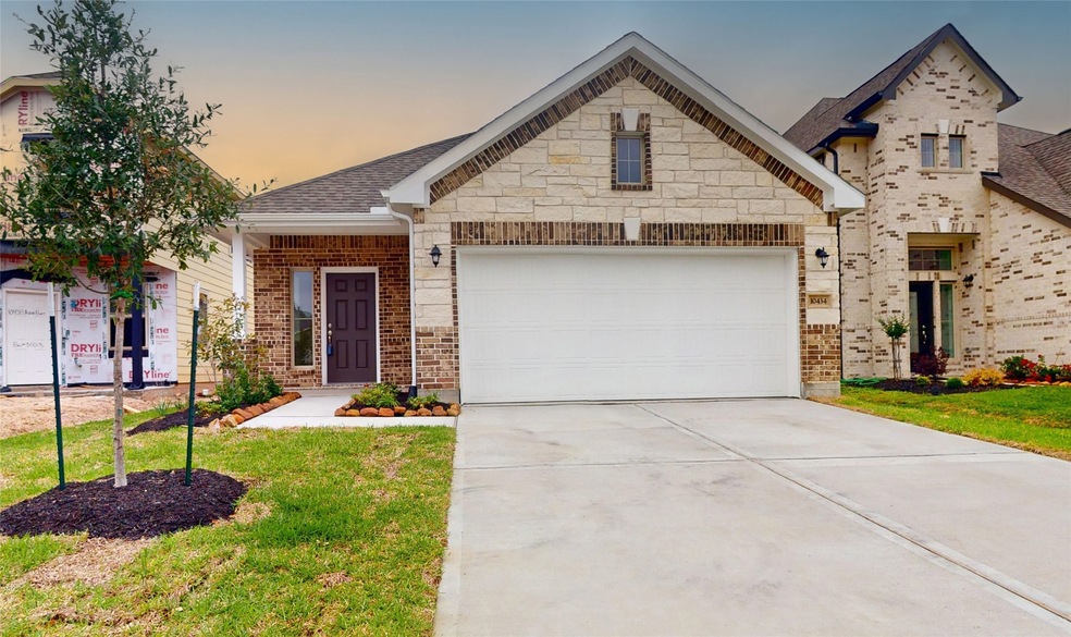 10434 Astor Point Trail, Tomball, TX 77375 - photo 1