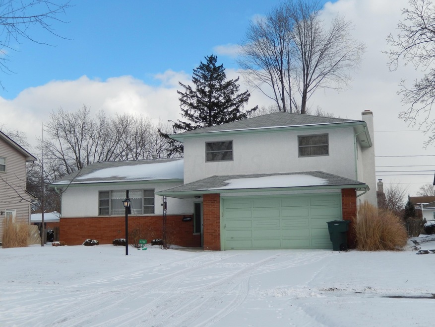 5700 Satinwood Dr, Columbus, OH 43229 - photo 1