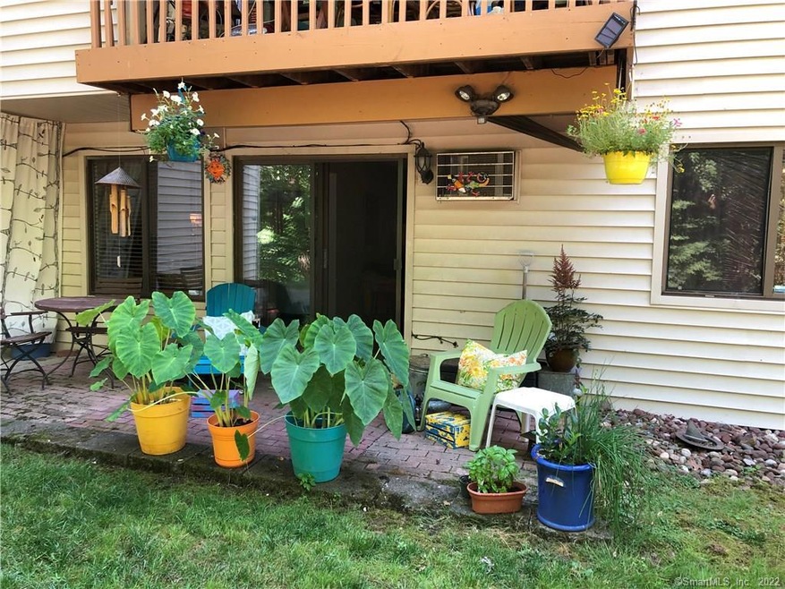 21 Woodland Dr unit 21, Cromwell, CT 06416 - photo 1