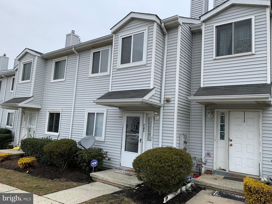 205 Yorktown Blvd unit 205, Hammonton, NJ 08037 - photo 1