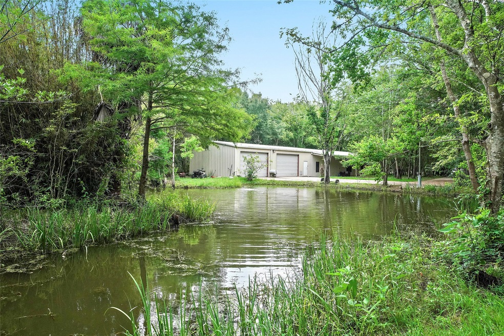 1630 County Road 284, Alvin, TX 77511 - photo 1