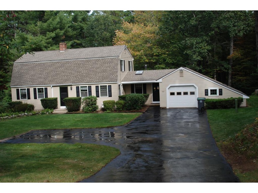 737 Eley Ln, Pembroke, NH 03275 - photo 1