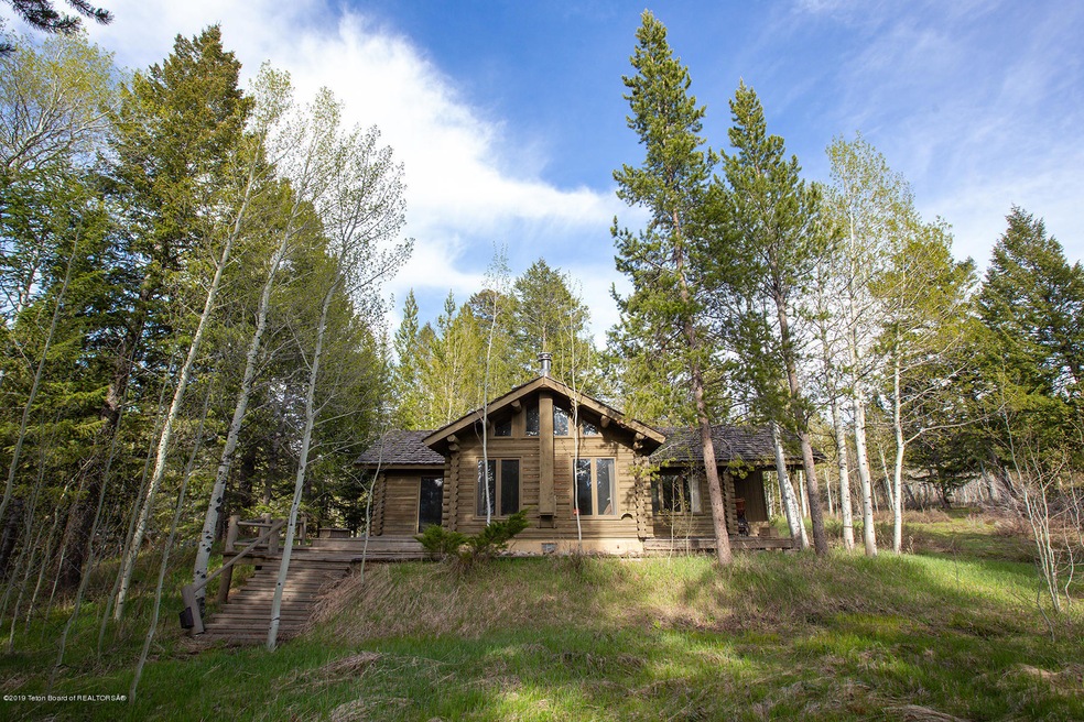 8580 Creek Crossing