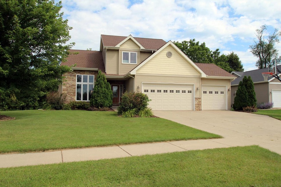 515 McKay Way