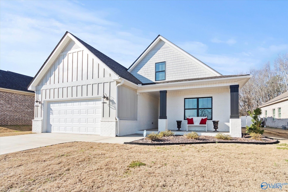 18113 Newby Chapel Rd, Athens, AL 35613 - photo 1