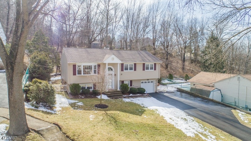 27 Held Terrace, Wanaque, NJ 07465 - photo 1