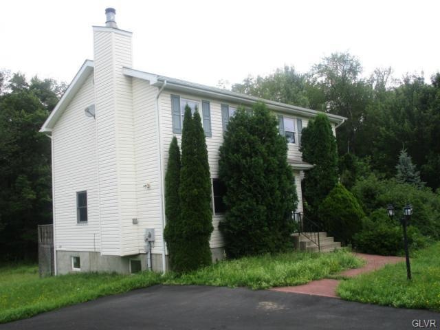 487 Rainbow Dr, Stroudsburg, PA 18360 - photo 1