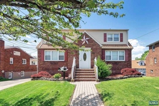 225 Orient Way unit 1, Lyndhurst, NJ 07071 - photo 1