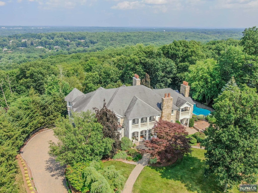 28 Tudor Rose Terrace, Mahwah, NJ 07430 - photo 1