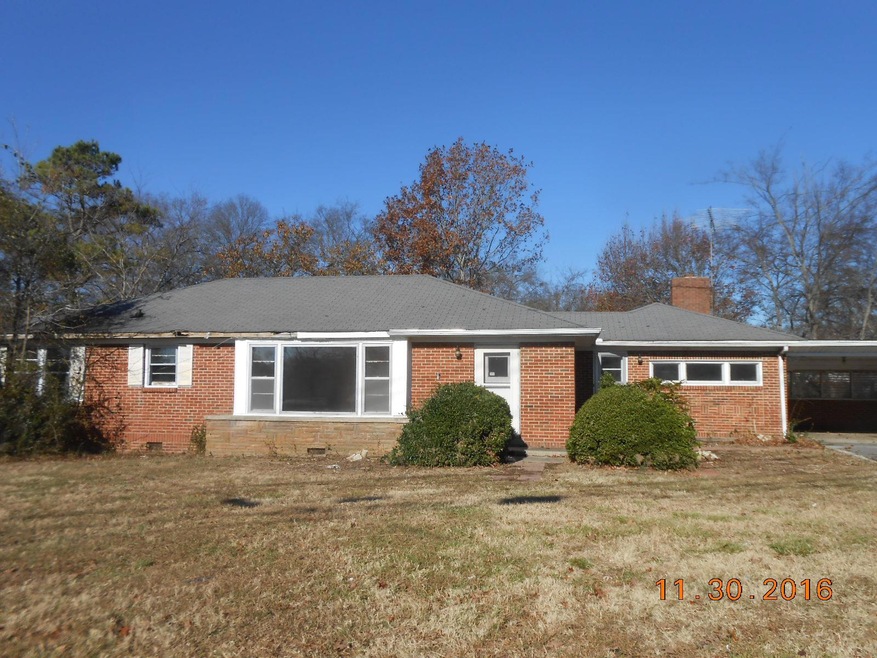 1401 Fairfield Pike, Shelbyville, TN 37160 - photo 1