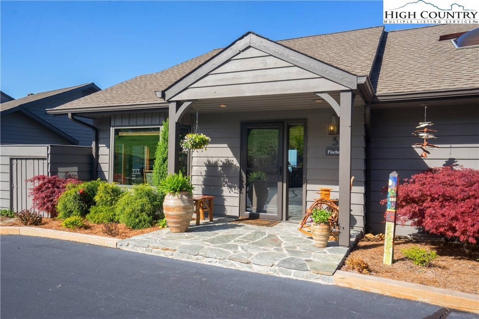 Manor Cliffhomes Condominium