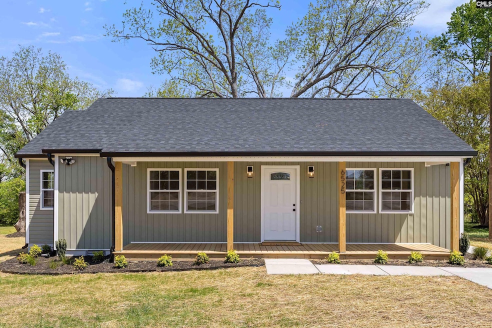 Fully renovated, like new, 3 bedroom, 2 bath ranch