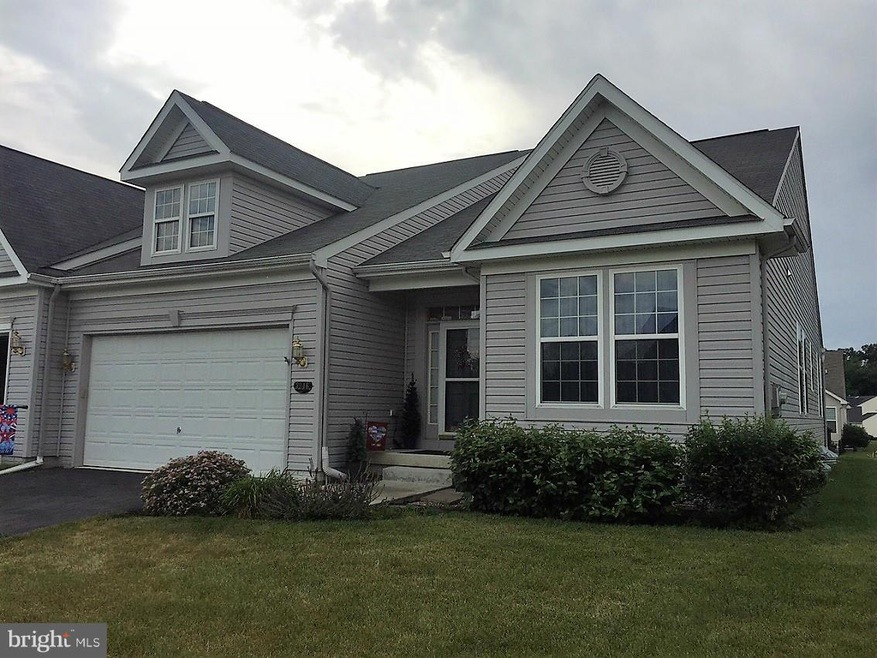 3046 Sundown Dr, Chambersburg, PA 17202 - photo 1