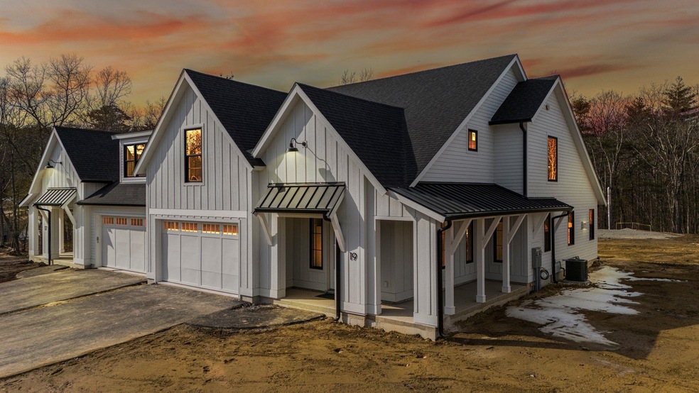 19 Trails Edge Rd, Windham, NH 03087 - photo 1